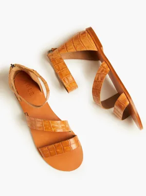 Elisa Sandal